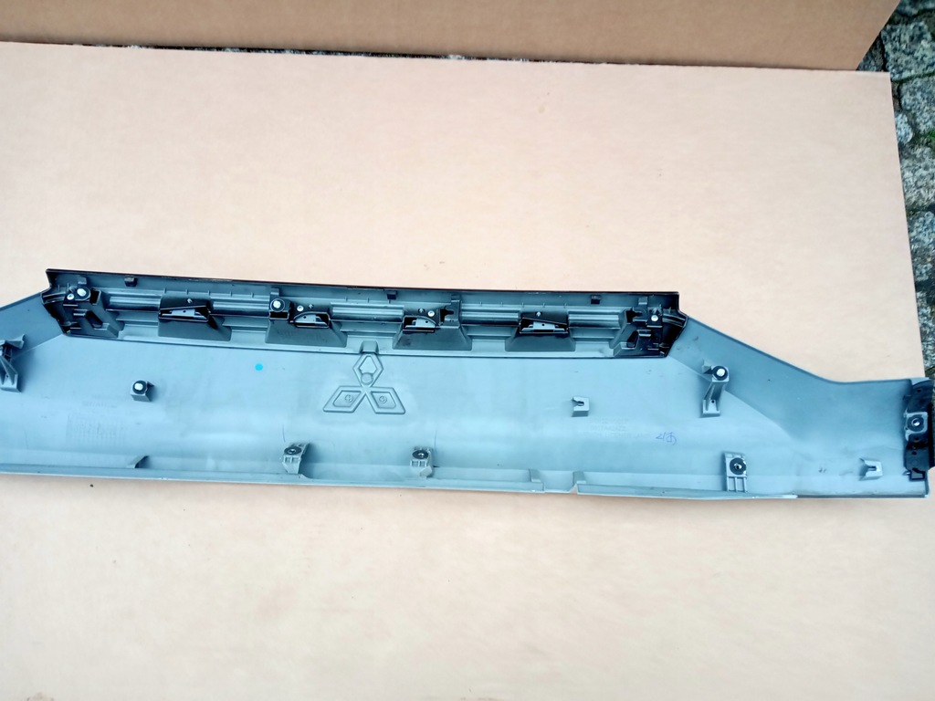 фото №8, Mitsubishi eclipse cross накладка кришки багажника