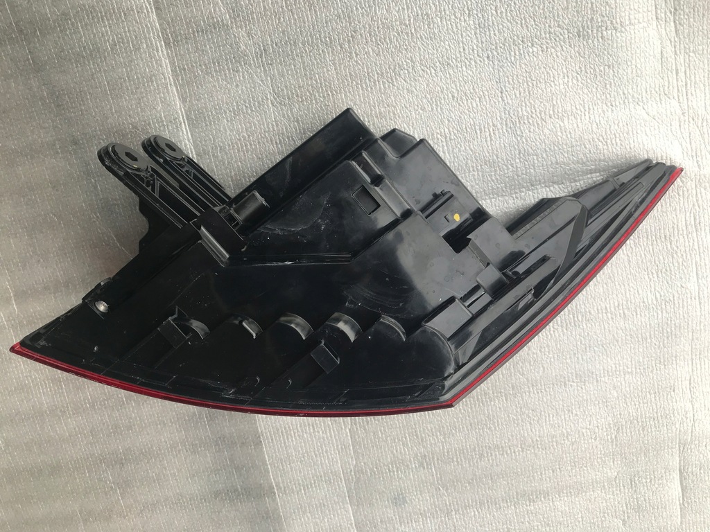 фото №8, Лампа задняя задняя левая skoda enyaq