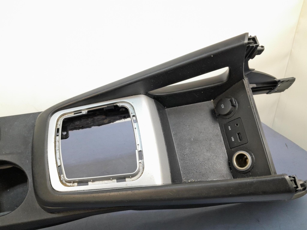 фото №7, Kia ceed i lift подлокотник туннель средний кожа