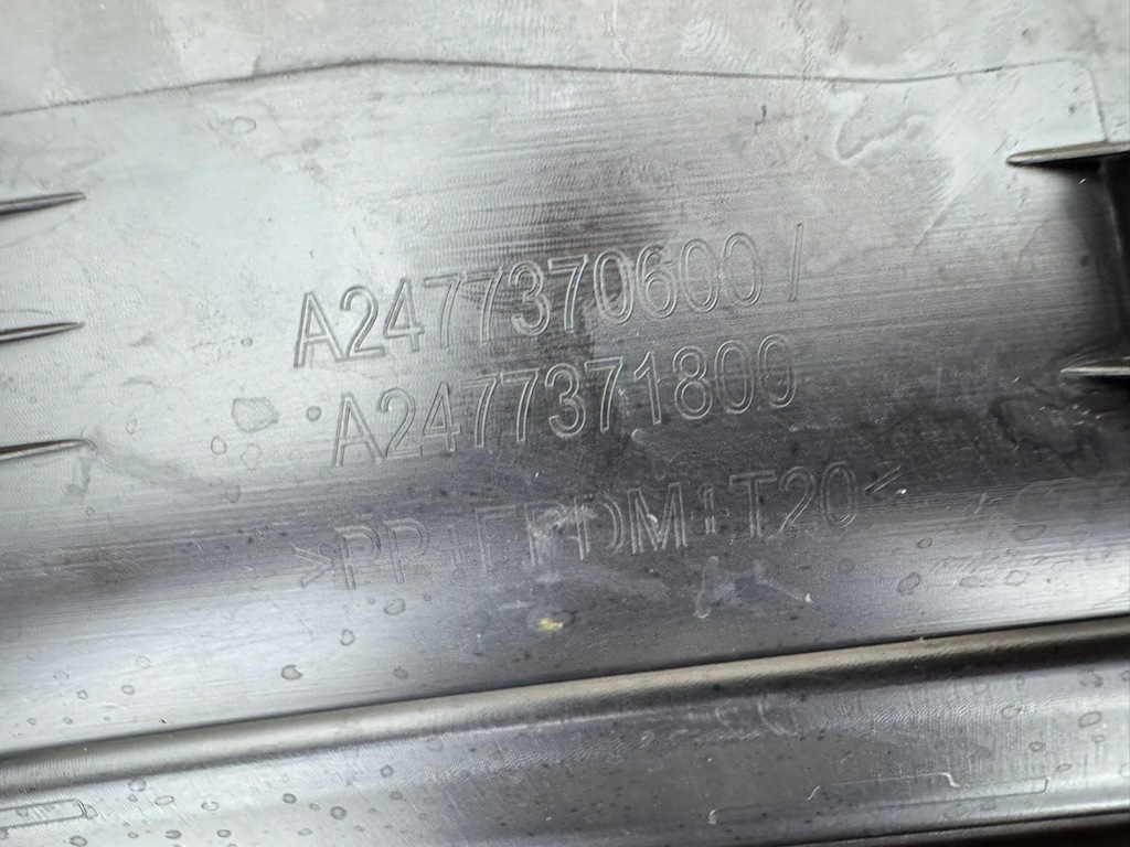 фото №14, Mercedes glb x247 w247 19r- молдинг двері лівий задня задня ліва a2477370600