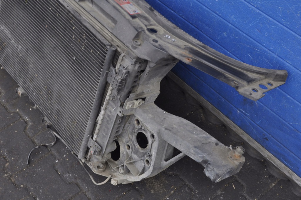 Audi a6 c5 2.4 v6 b pas передній комплект Оригінал