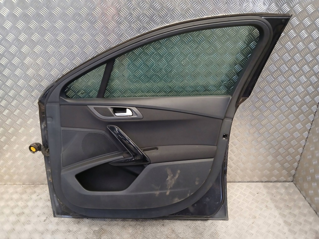 Купити Peugeot 508 рестайлінг  двері передні праве правий перед kol eehd 2015r