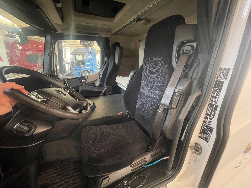 фото №6, Mercedes actros mp4 кабина w целиком lub na запчасти
