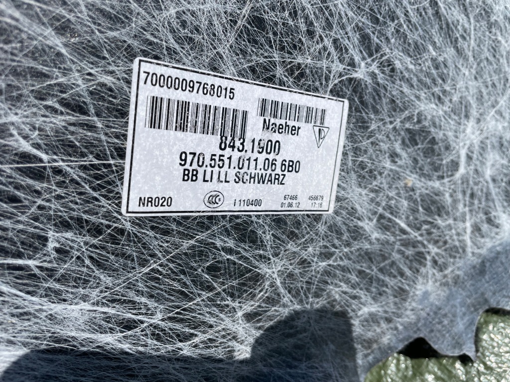 фото №7, Шумоизоляция пол обшивка коврик чёрный porsche panamera 970 eu