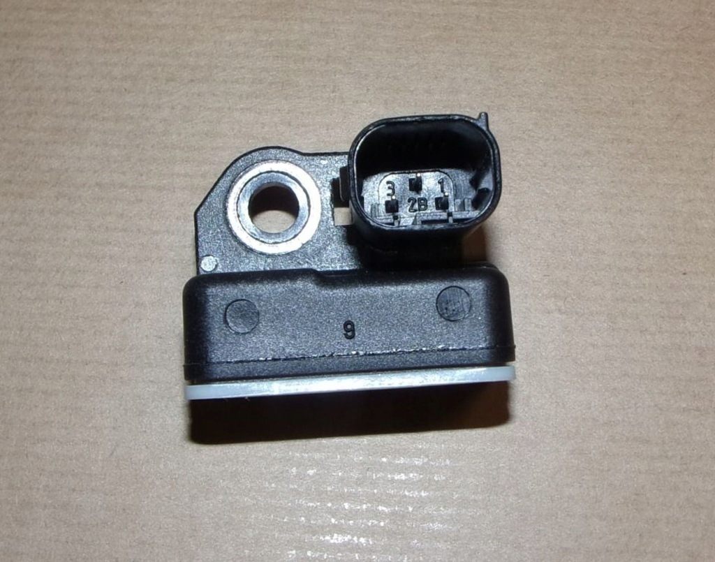 фото №3, Датчик подушки безопасности предохранитель. r megane iv