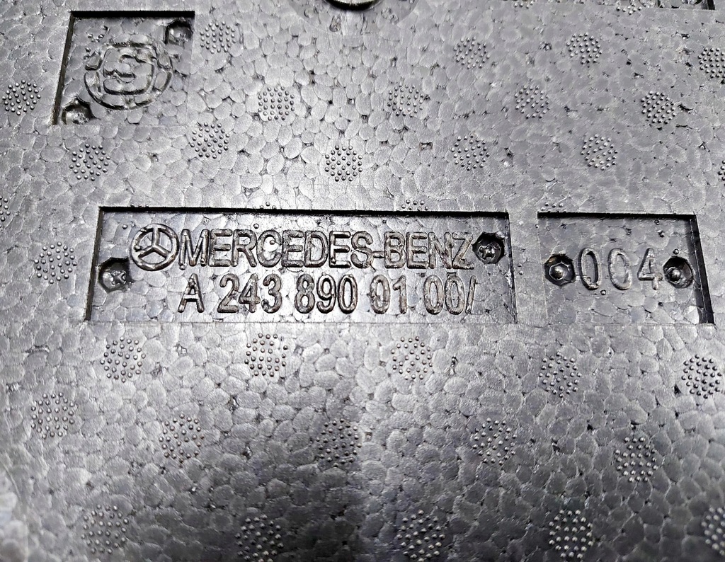 фото №7, Mercedes eqb n243 x243 23r. пінополістирол вкладиш багажника вушко буксирувальний