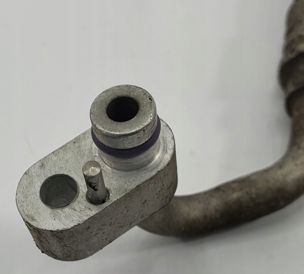 Пабтрубок  трубка кондиционера mercedes vaneo w414 Цена