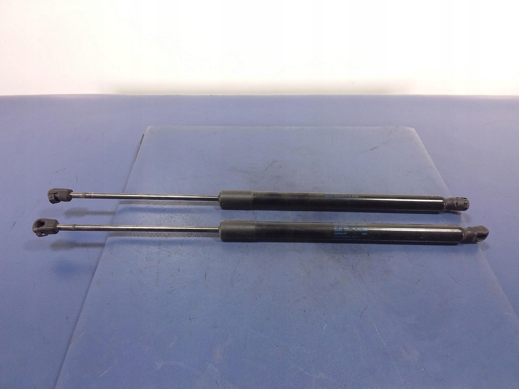 фото №1, Golf vii sportsvan амортизаторы задний крышки