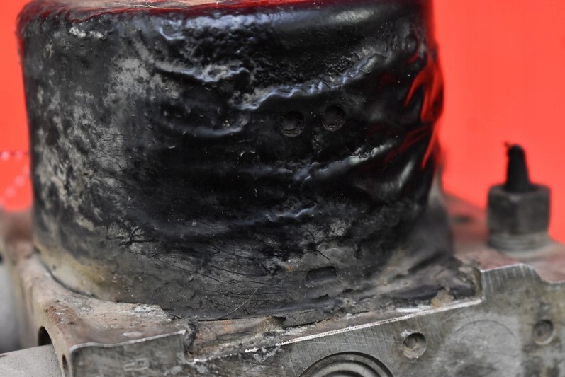 фото №9, Насос abs 00009064e000 chrysler voyager 4 iv 3.3 v6 05r