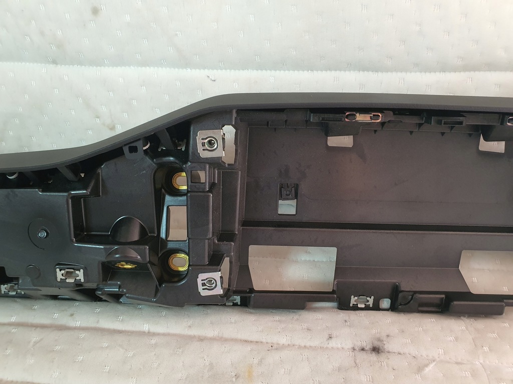 фото №8, Молдинг кронштейн декора консоли led audi a6 c8 a7