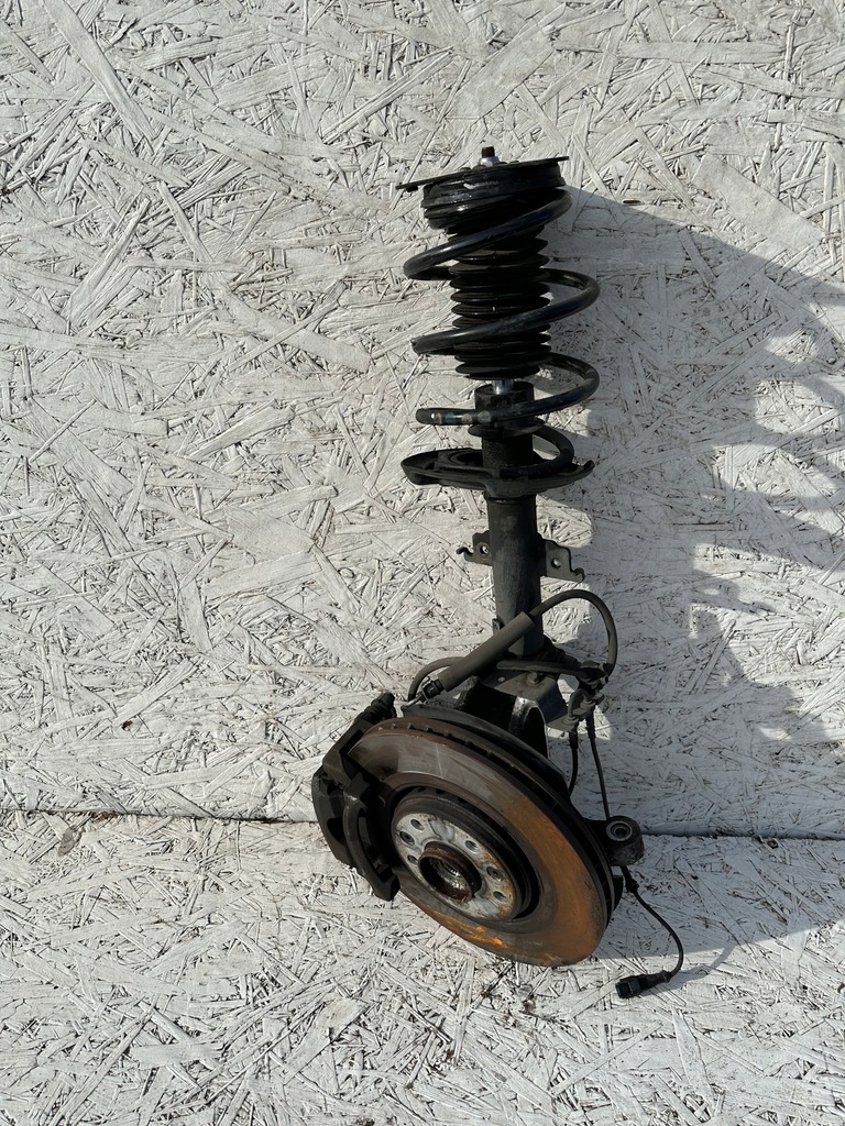 фото №1, Scenic iv поворотний кулак амортизаторна стійка лівий перед 1,2tce 543021249r