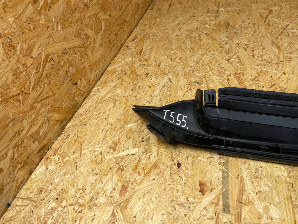 Накладка захист лампи поперечина крила toyota land cruiser 150 53807-60190 Ціна