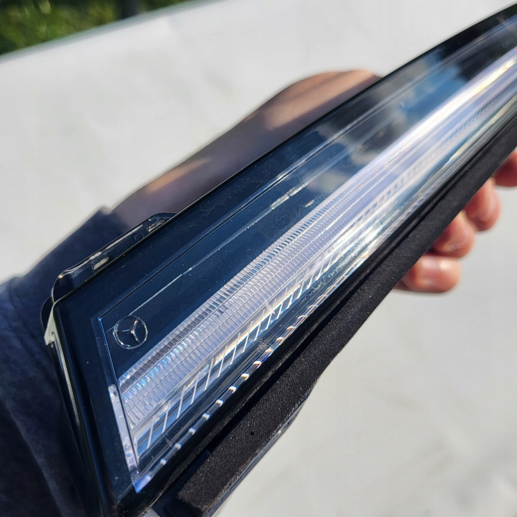 Накладка лампа led drl перед mercedes eqa h243 w243 a2439063200 в Україні