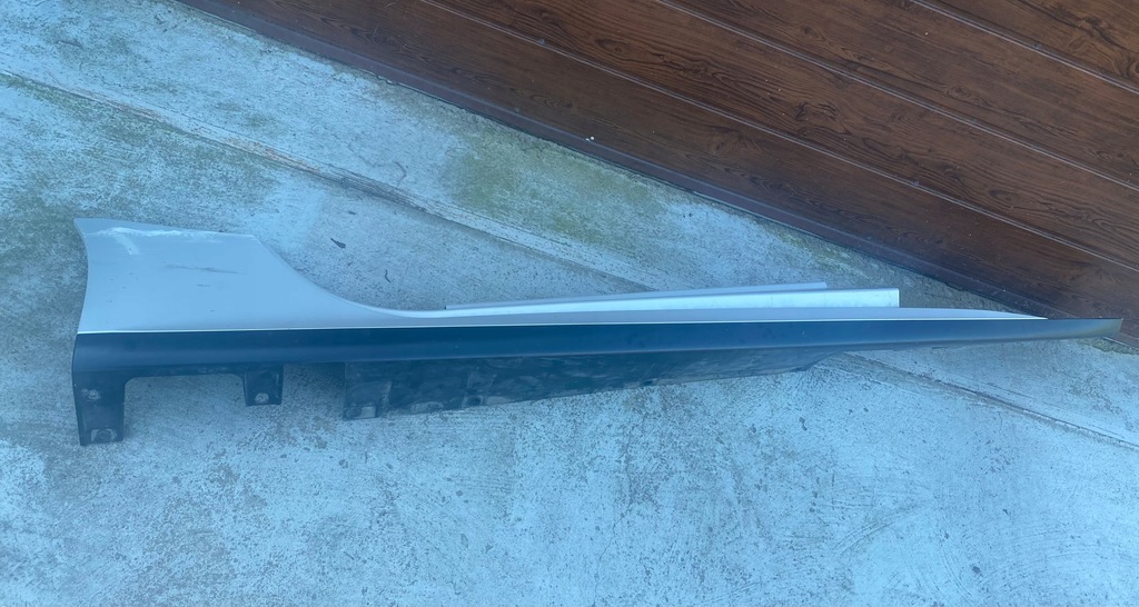 фото №1, Ferrari ff 2015 поріг молдинг поріг права org