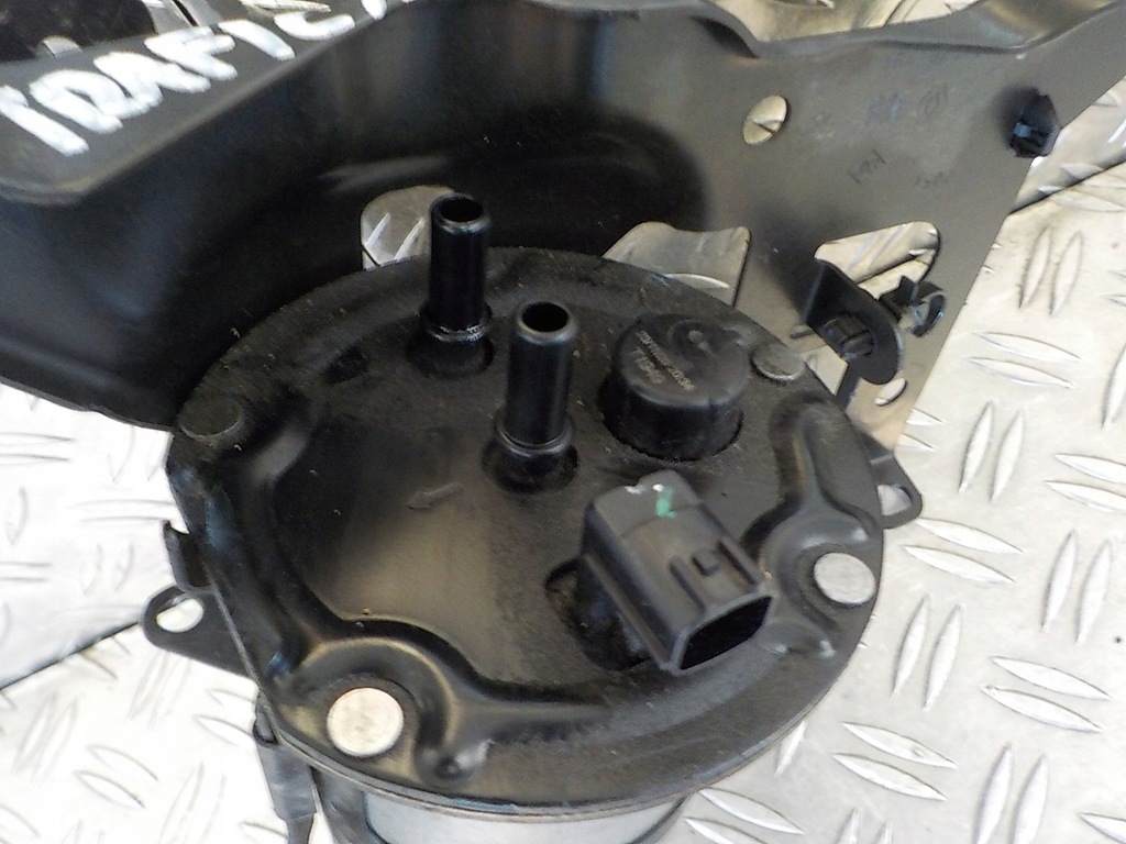 фото №6, Trafic iii vivaro корпус фильтра топлива