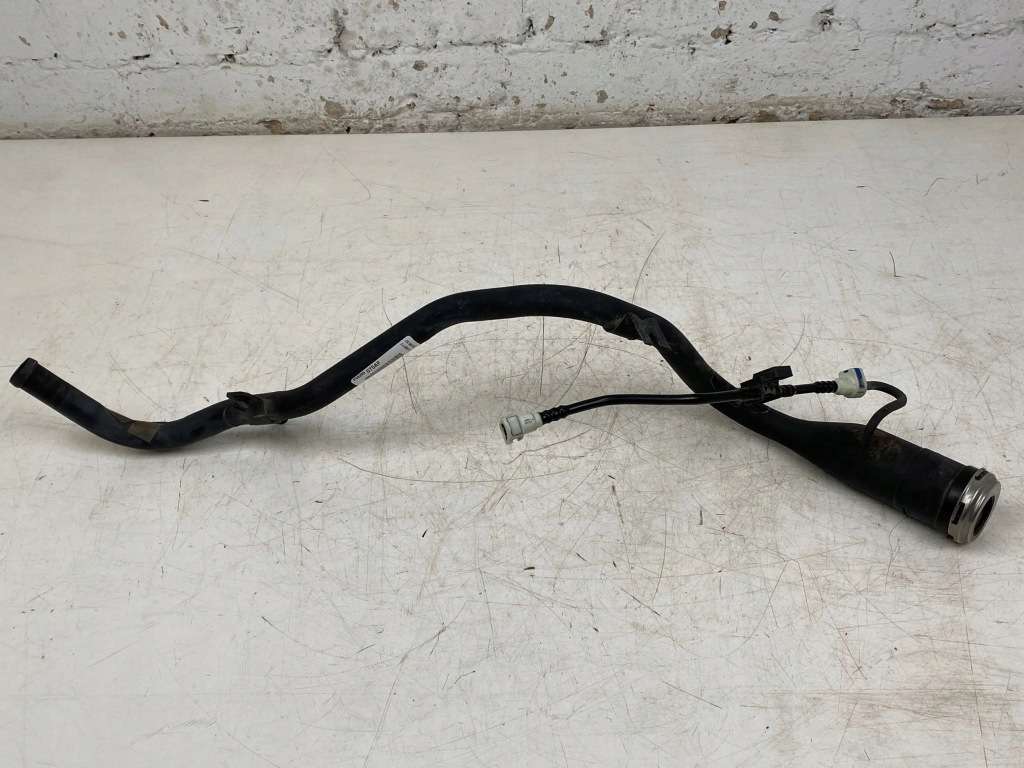 Купить Chrysler pacifica 3.6 заливная горловина топлива провода 18r