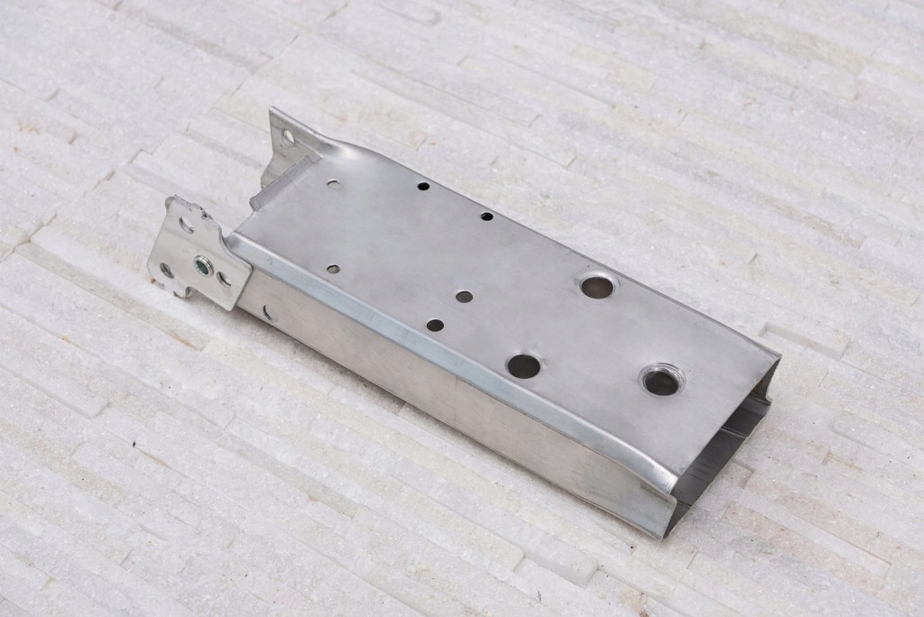 Bmw 3 f31 11-18 підсилювач передній бампер зона деформації prawa51117266192 Зі Шроту