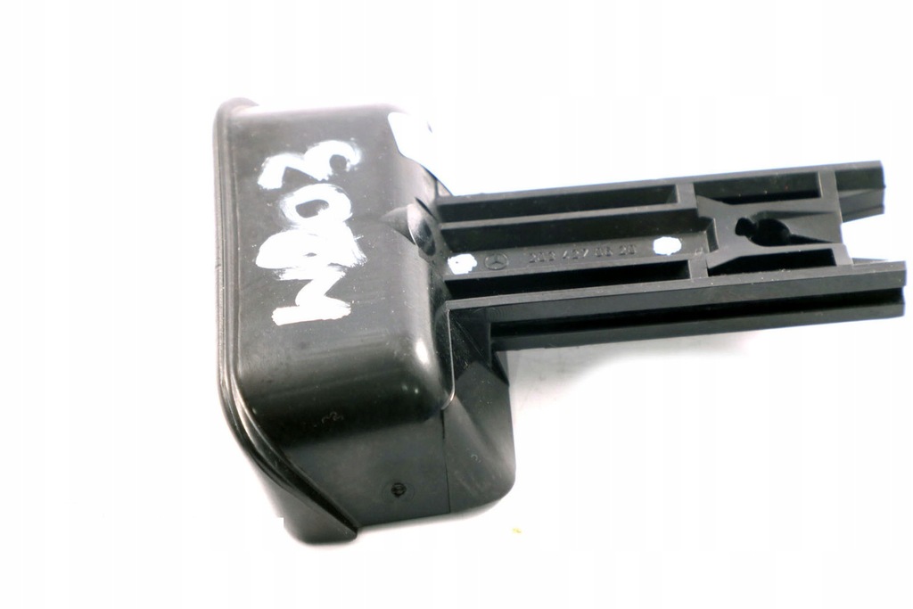 фото №12, Mercedes w203 c209 ручка кронштейн тормоза ручного