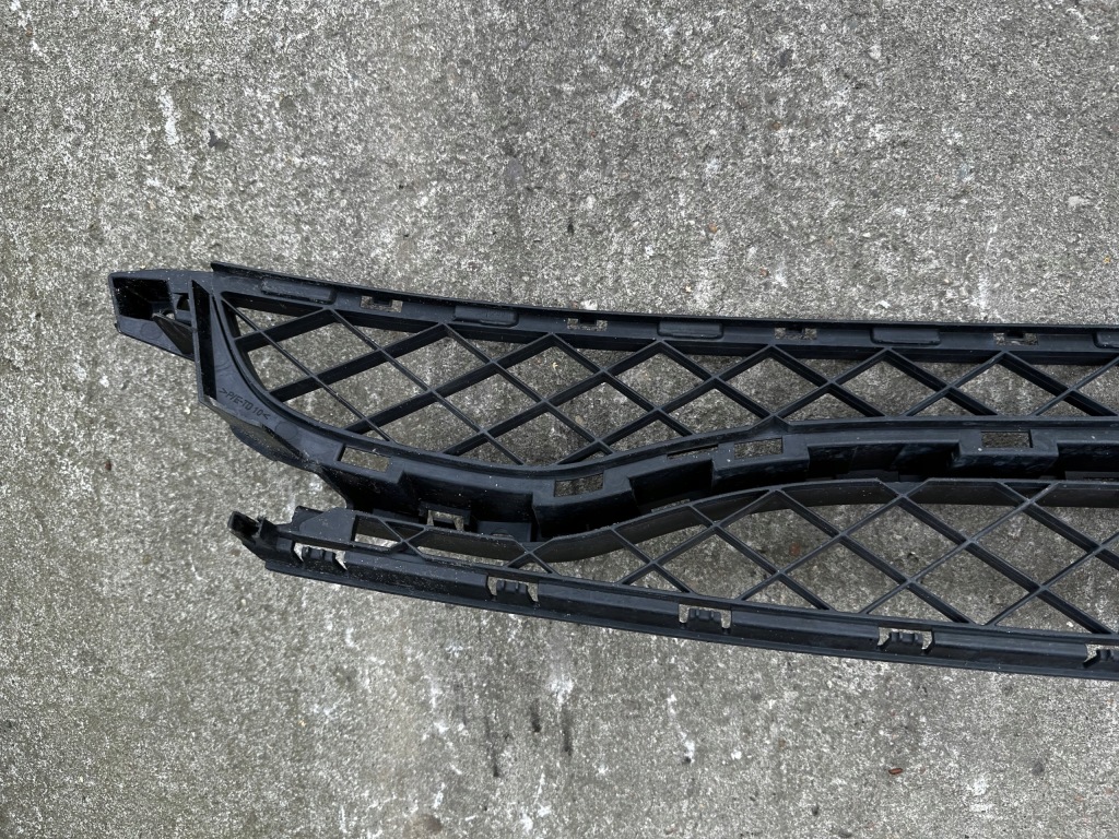 Решётка бампера перед renault clio iii 3 rs Киев