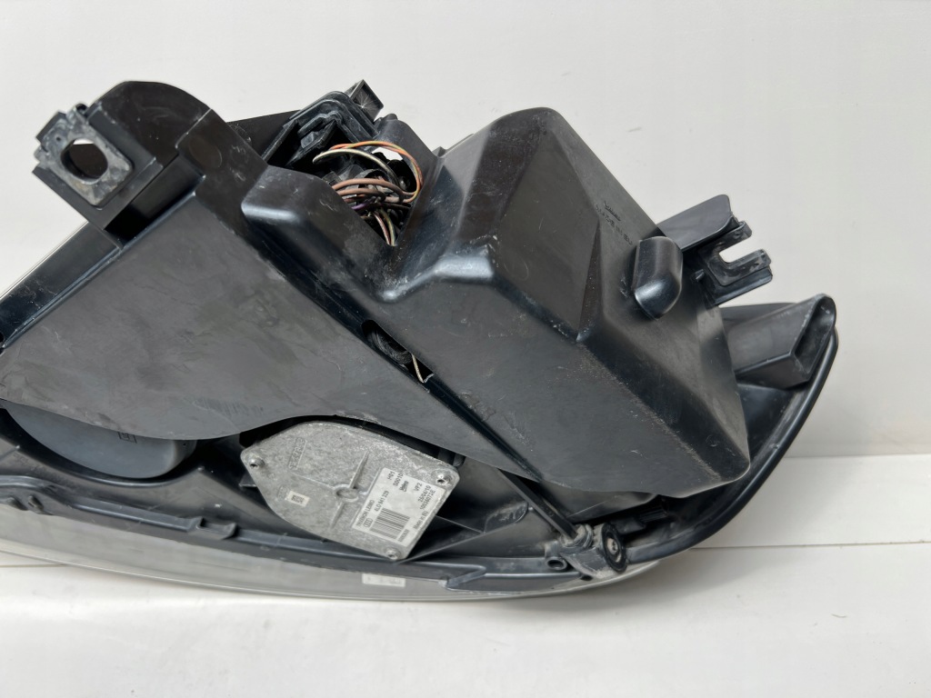 Фара передняя правый  audi q7 4l рестайлинг  ксенон поворотный led 4l0941004ad Оригинал