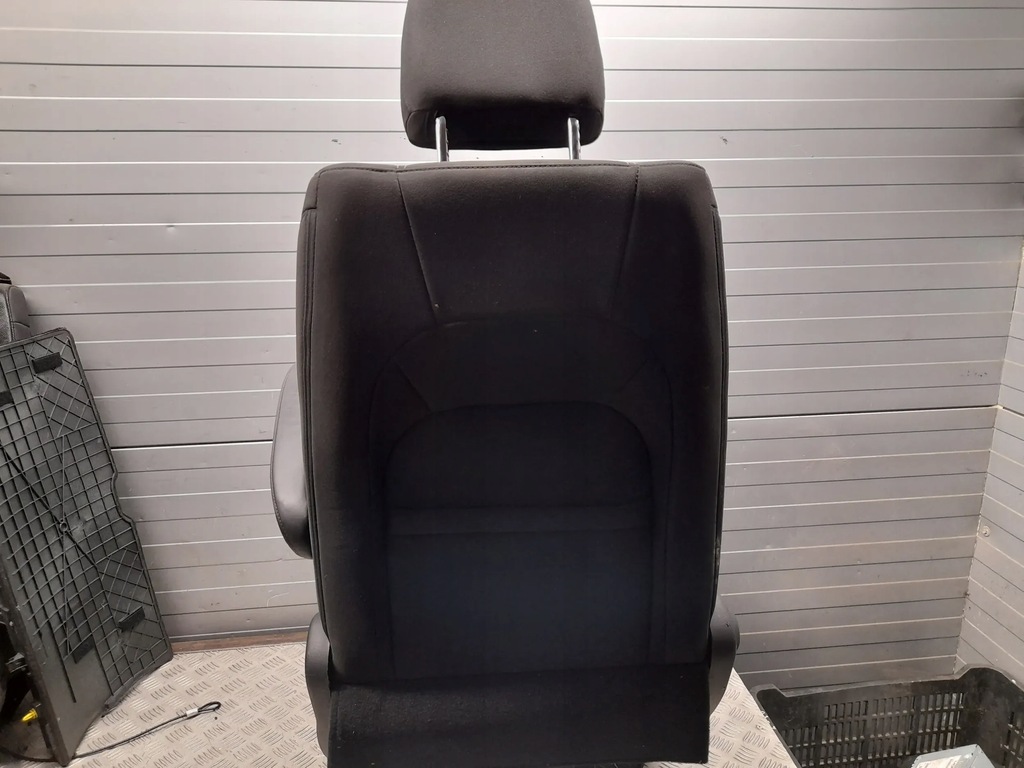 фото №5, Chrysler pacifica перед сторона правая сиденья, сиденье