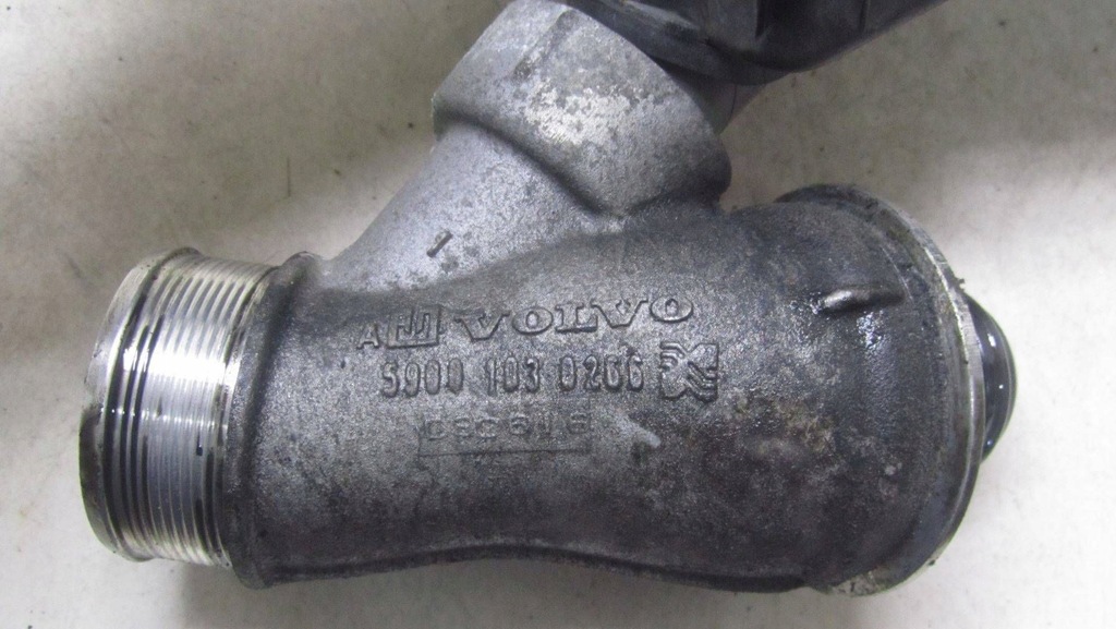 фото №5, Volvo xc-60 2.4 d труба резонатор повітря 30774691