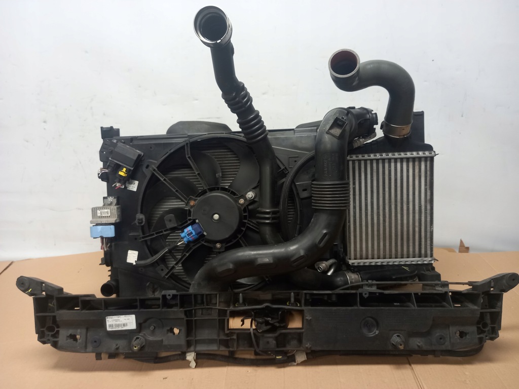 фото №10, Pas передній балка жалюзі радіатор renault clio iv captur 1.5 dci 2012-