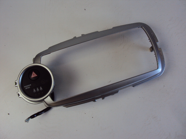 фото №1, Рамка навигации панель toyota yaris iii fl hybrid