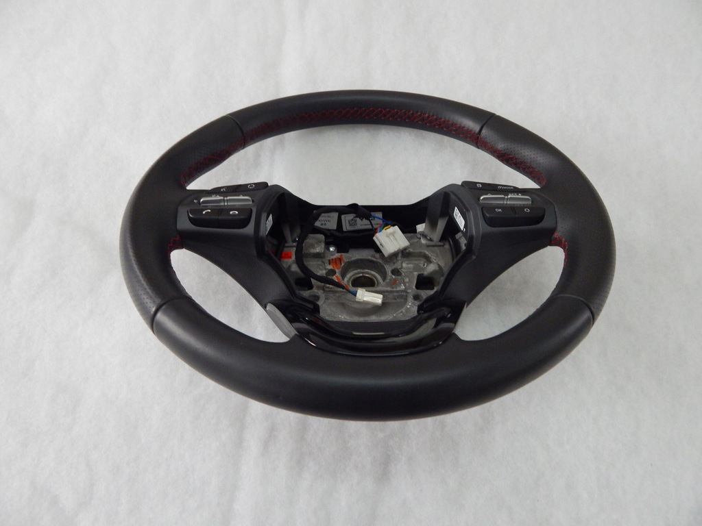 фото №7, Hyundai kona - повітропровід шкіра multi oryg czerwona nić