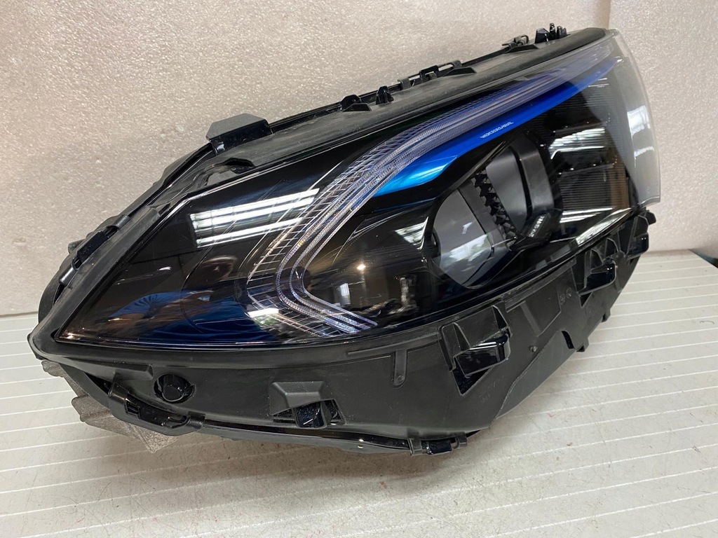 фото №11, Фара лампа передняя перед правая - mercedes eqa w243 eqb x243 full led
