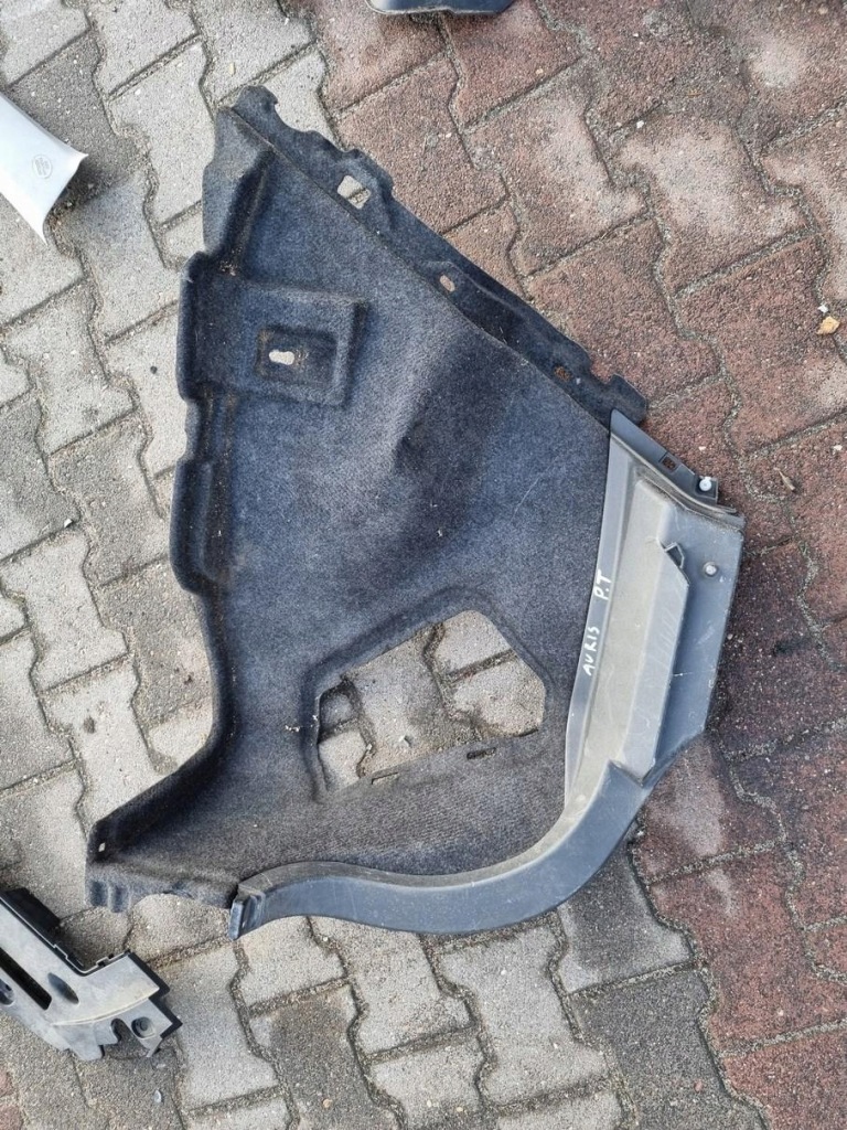 фото №1, Обивка багажника правый задняя toyota auris i 06-09r