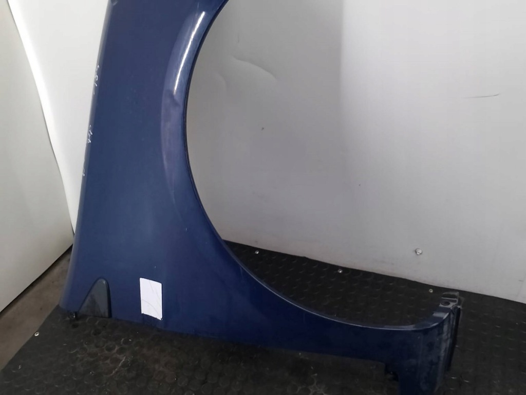 Крыло  правый  перед renault clio 3 05-13 dv460 хэтчбек Киев