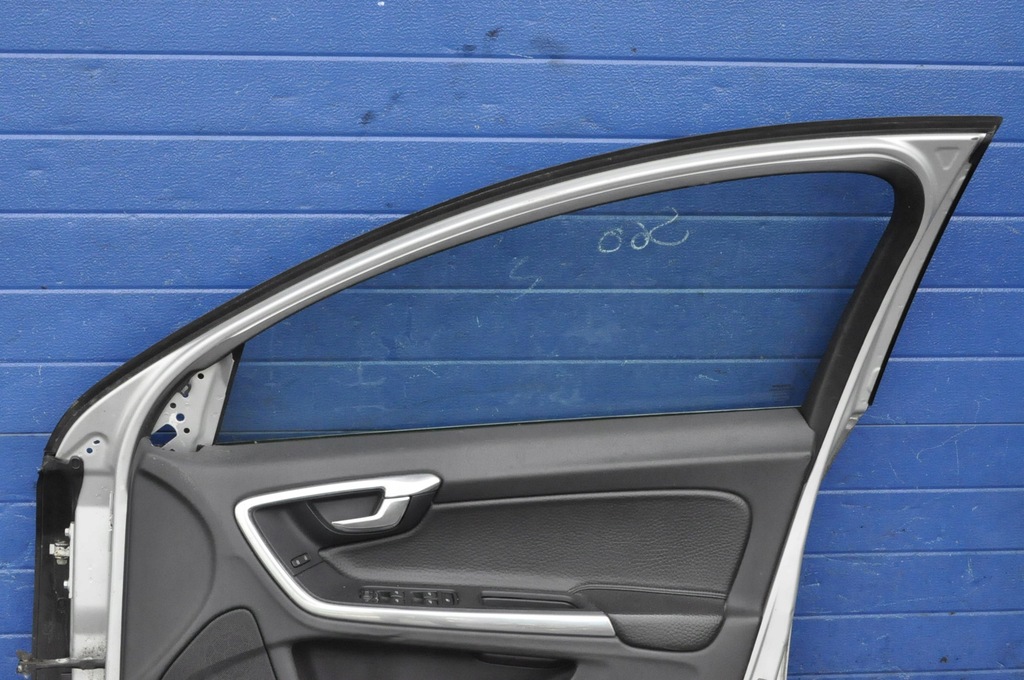 фото №8, Volvo s60 ii v60 дверь правый перед передние kpl