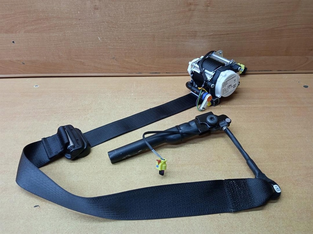 фото №1, Pas безопасности правый перед jeep wrangler jl iv