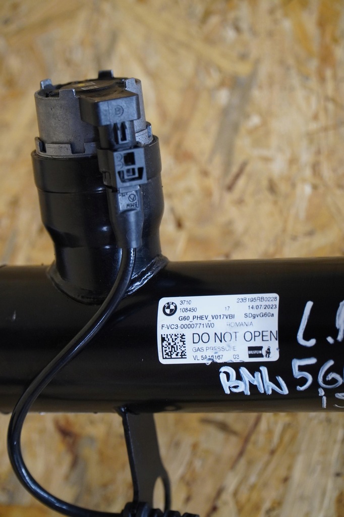 фото №15, Амортизатор перед левый 5a16167 lub правый 5a16168 bmw 5 g60 i5 12tyśkm 23-