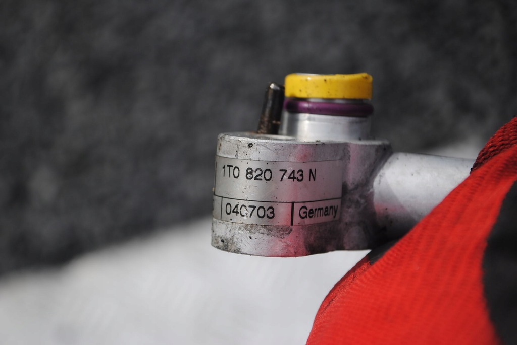 фото №5, Шланг кондиционера 1t0820743n vw touran i 1.9 tdi