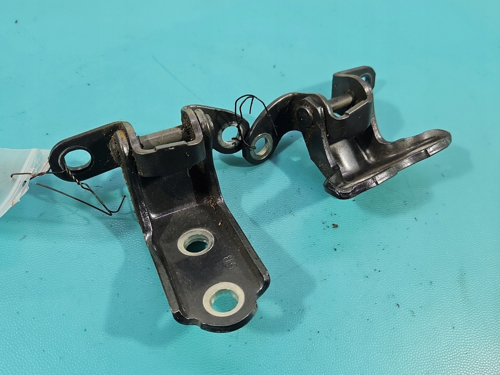 фото №1, Петля дверь задняя левый toyota rav4 v