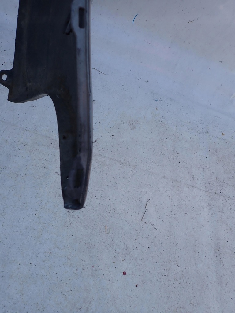 фото №12, Toyota avensis t25 kombi бампер задня задній