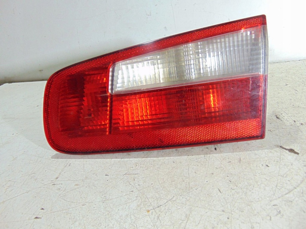 фото №1, Лампа права задня задня кришки renault laguna ii