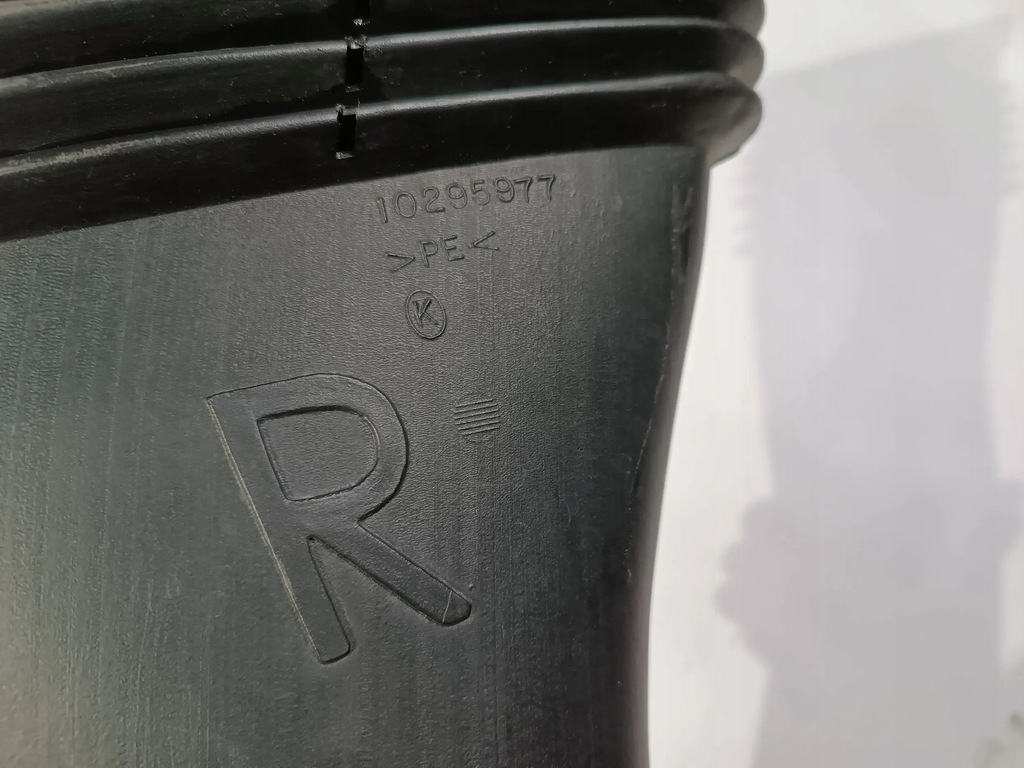 фото №6, Повітропровід повітря права тунель охолодження диск гальм corvette c5