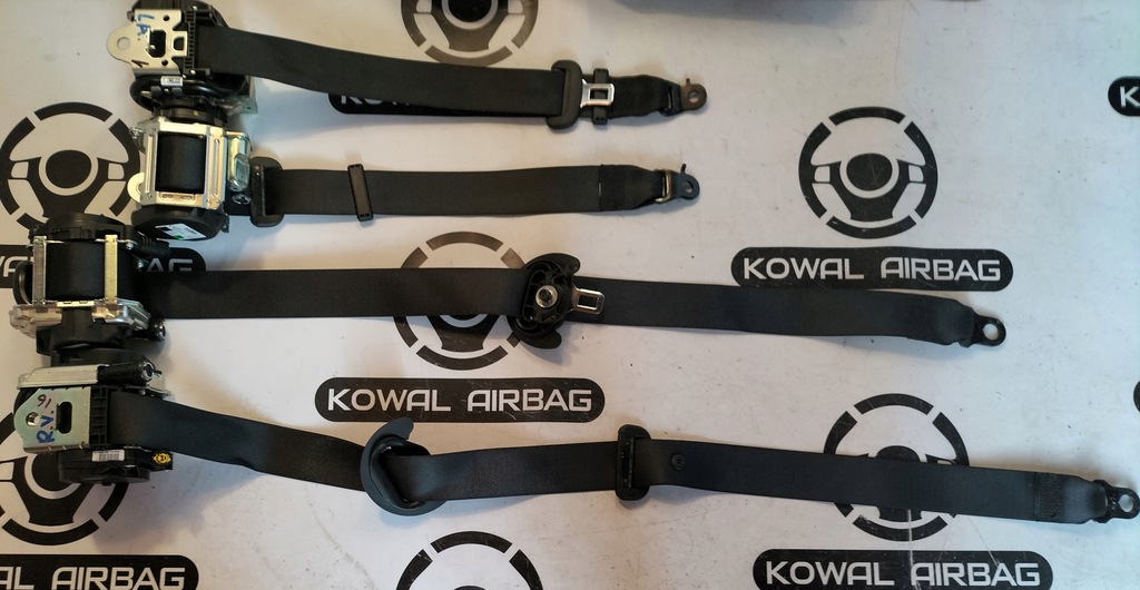 фото №1, Porsche taycan подушка безопасности ремни безопасности