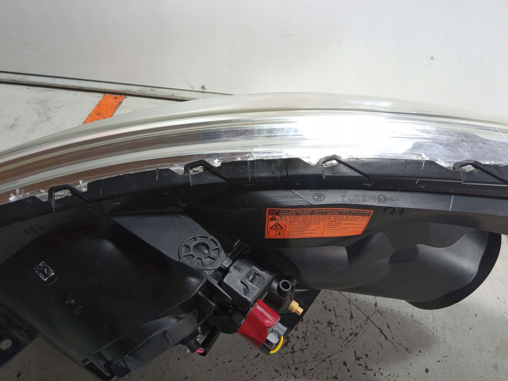 фото №13, Citroen c4 aircross лампа левая правая передняя перед ксенон europa комплект