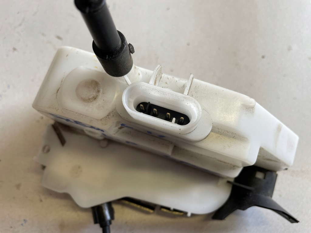 фото №5, Renault scenic ii замок дверь левый перед 4 pin