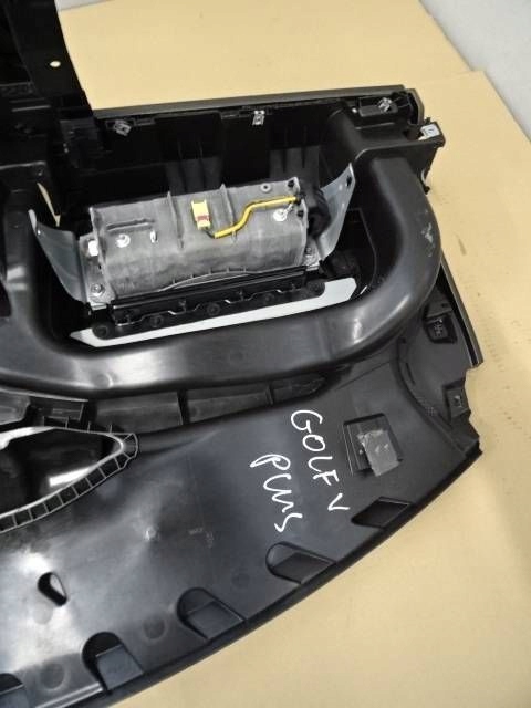 фото №15, Панель приладів консоль панель приладів vw golf v plus nr72