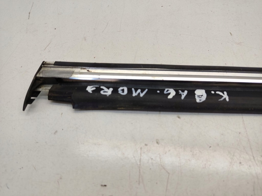 Mercedes-benz r w251 2007 молдинг стекло задний a2516905380 Недорого