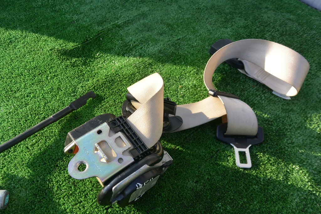 фото №11, Pas безопасности перед maserati quattroporte vi