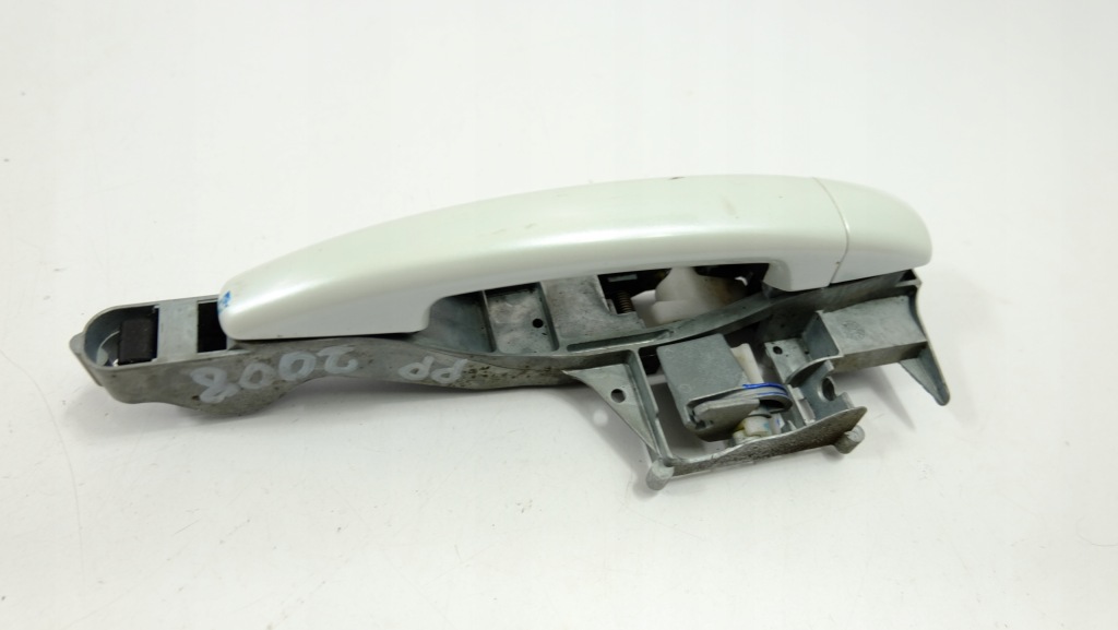 Купити Peugeot 2008 1 ручка дверей праві перед