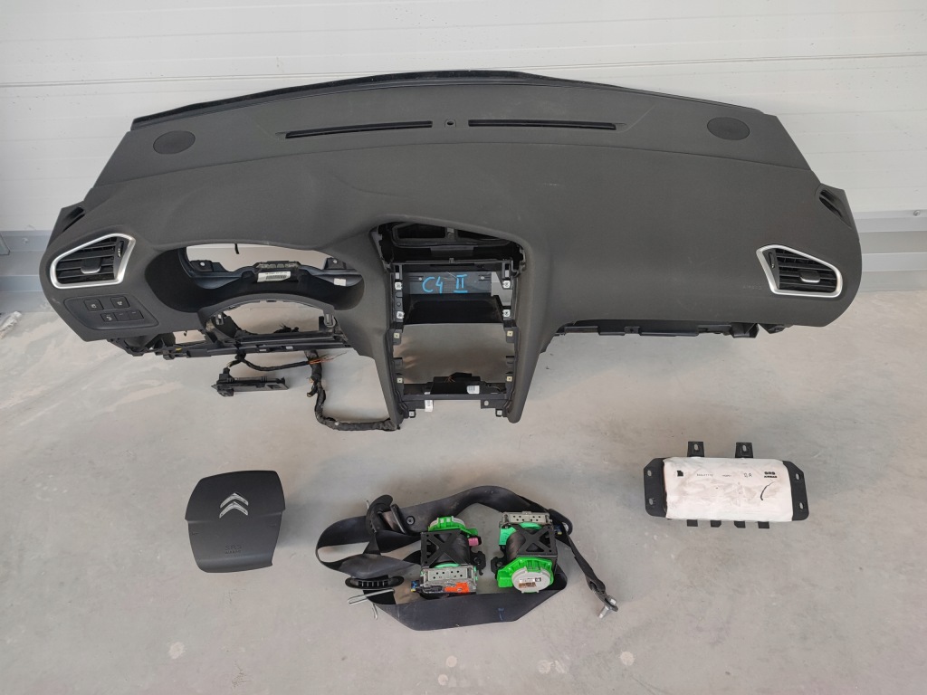 фото №1, Панель приладів консоль подушка безпеки ремені citroen c4 ii 2