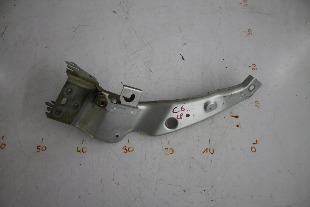 фото №1, Кронштейн крыла левый перед citroen c6 ezrc