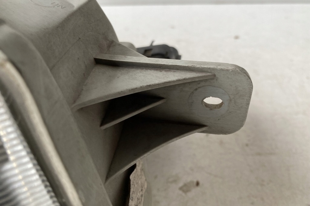 фото №10, Лампа права передня hyundai accent ii lc 92102250 1.3l бензиновий 55kw